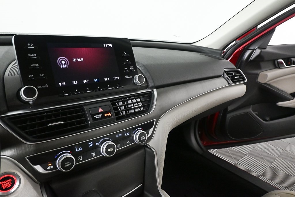 2018 Honda Accord LX photo 12