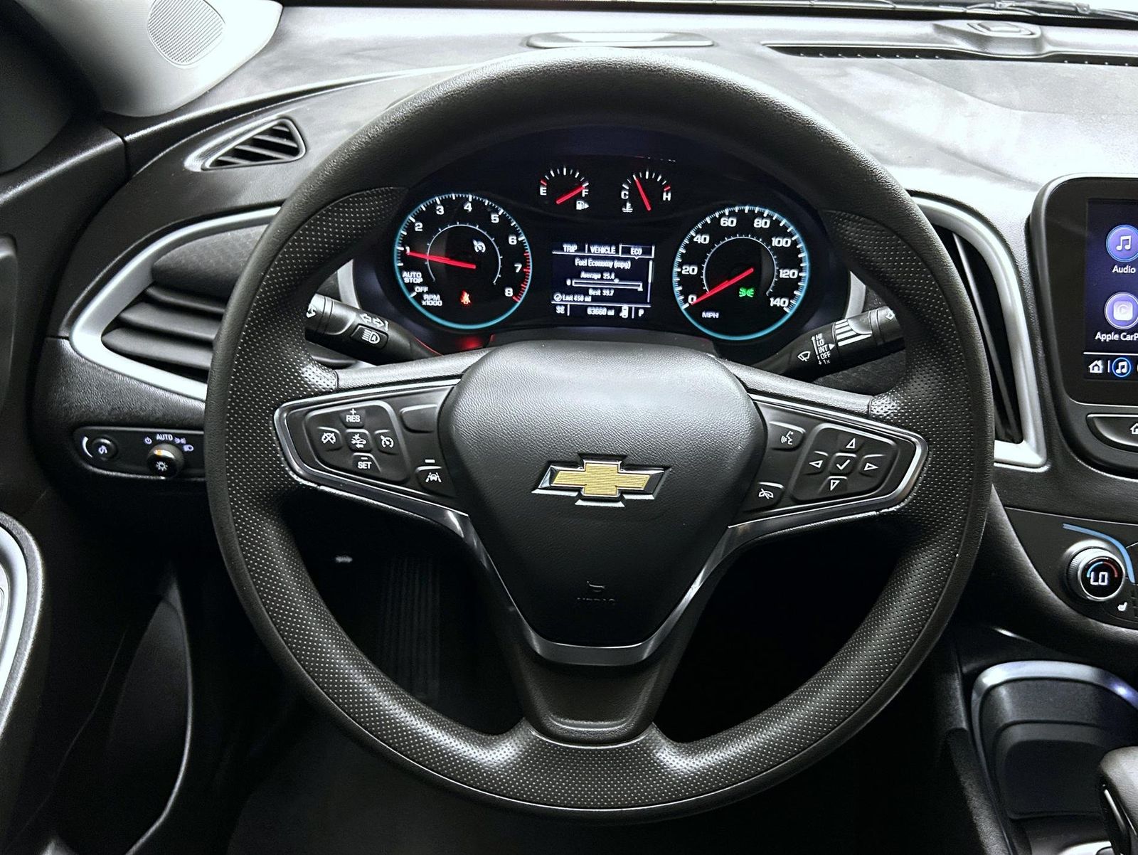 2023 Chevrolet Malibu 1LT photo 11