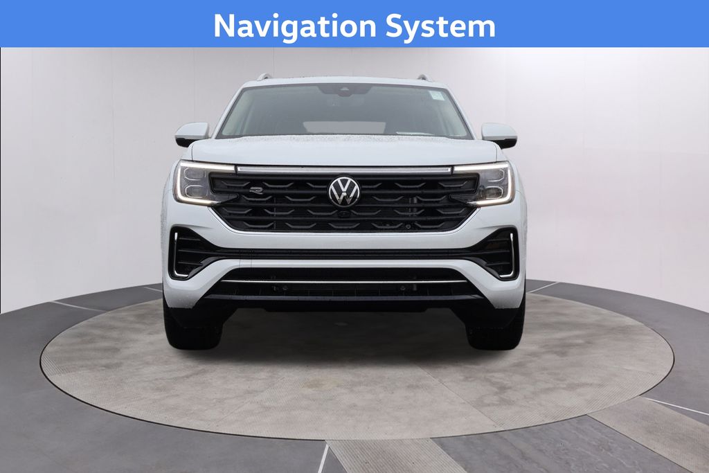 2026 Volkswagen Atlas SEL Premium R-Line photo 2