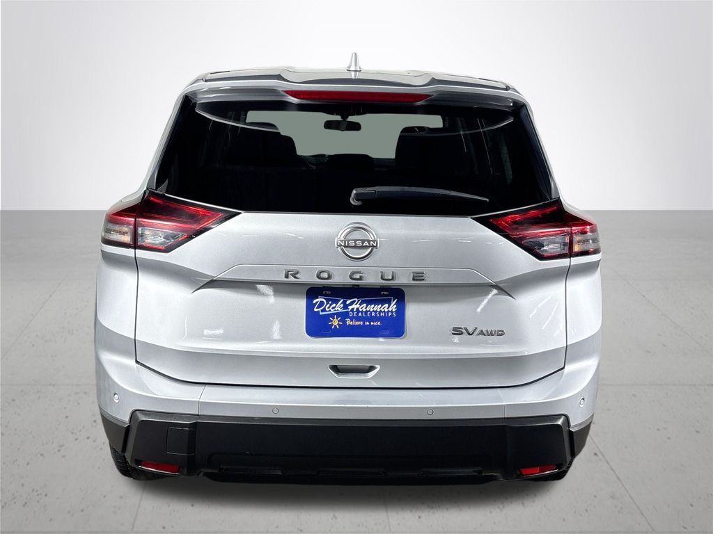 2024 Nissan Rogue SV photo 7