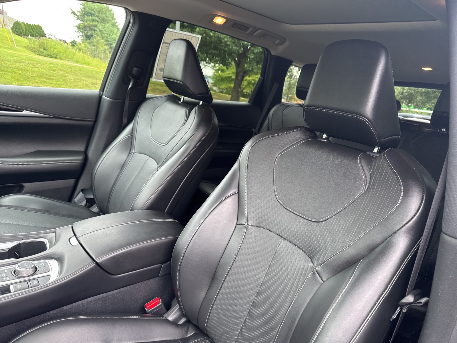 2022 Infiniti QX60 Pure photo 41