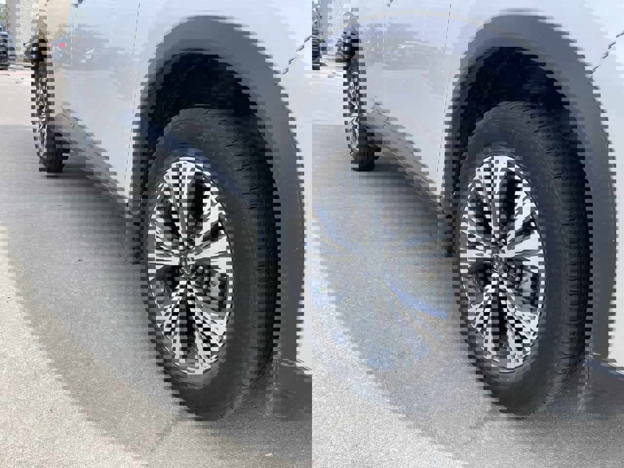Used 2022 Nissan Rogue SV with VIN 5N1BT3BB4NC732830 for sale in Kansas City