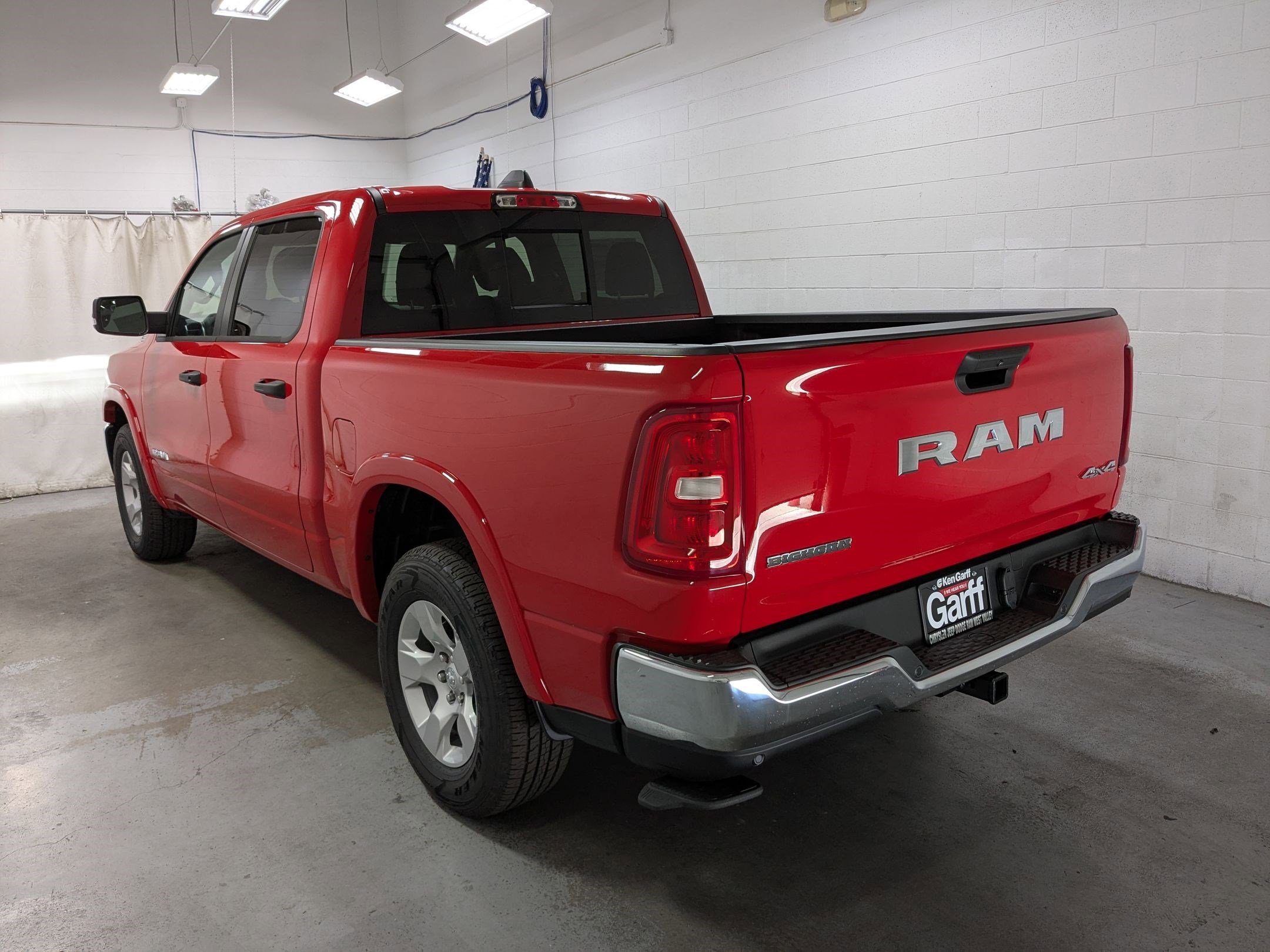 2025 Ram 1500 Big Horn photo 5