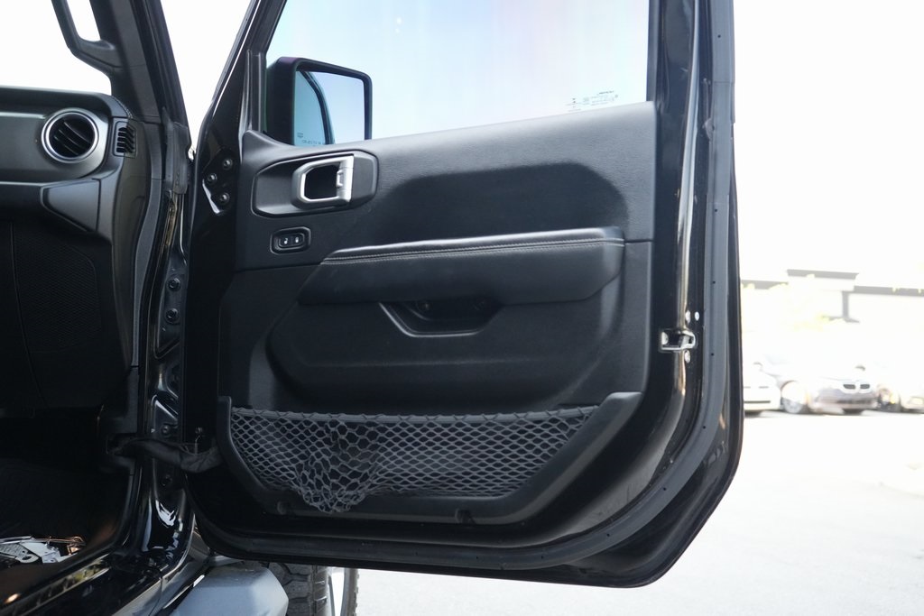 2019 Jeep Wrangler Unlimited Sahara photo 32