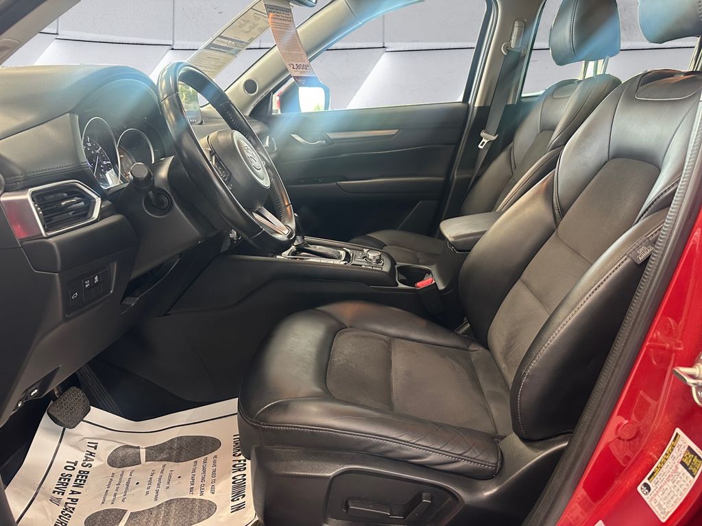 2018 Mazda CX-5 Touring photo 6