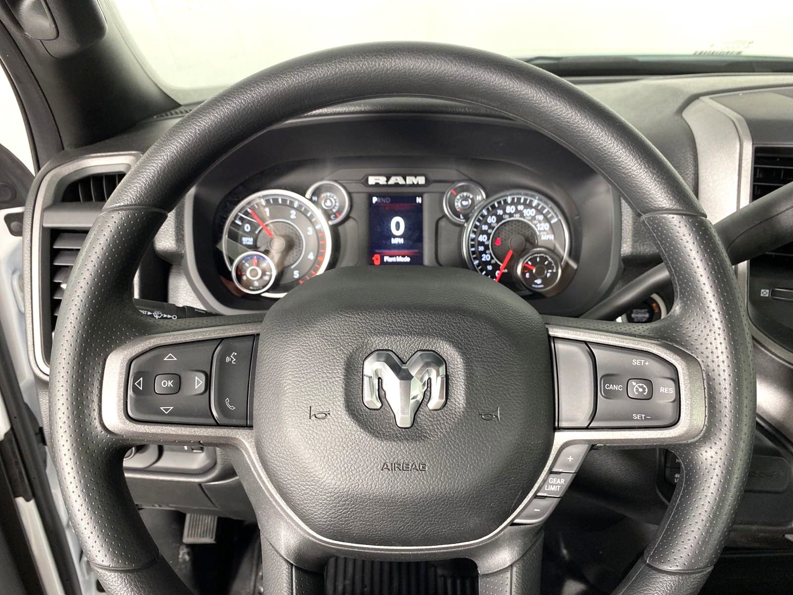 2024 Ram 3500 photo 14