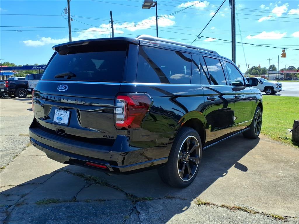 2024 Ford Expedition MAX Limited photo 4