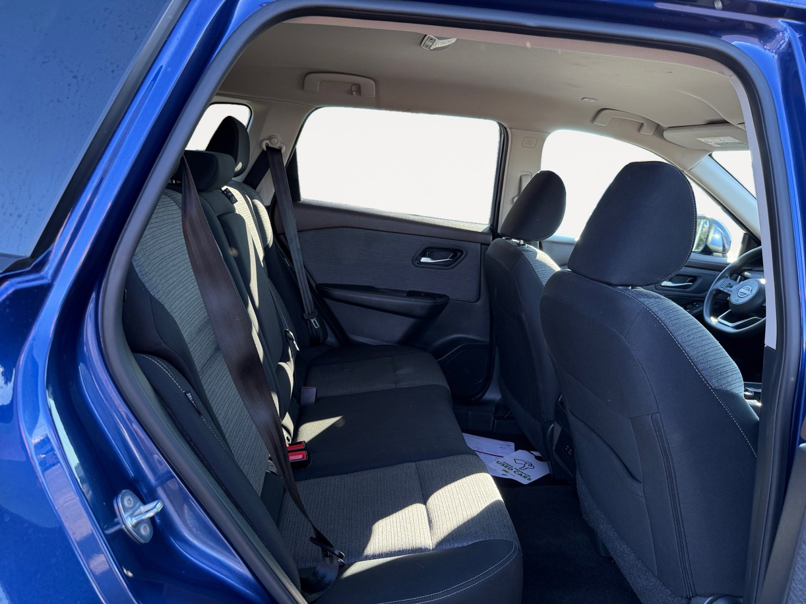 2023 Nissan Rogue SV photo 17