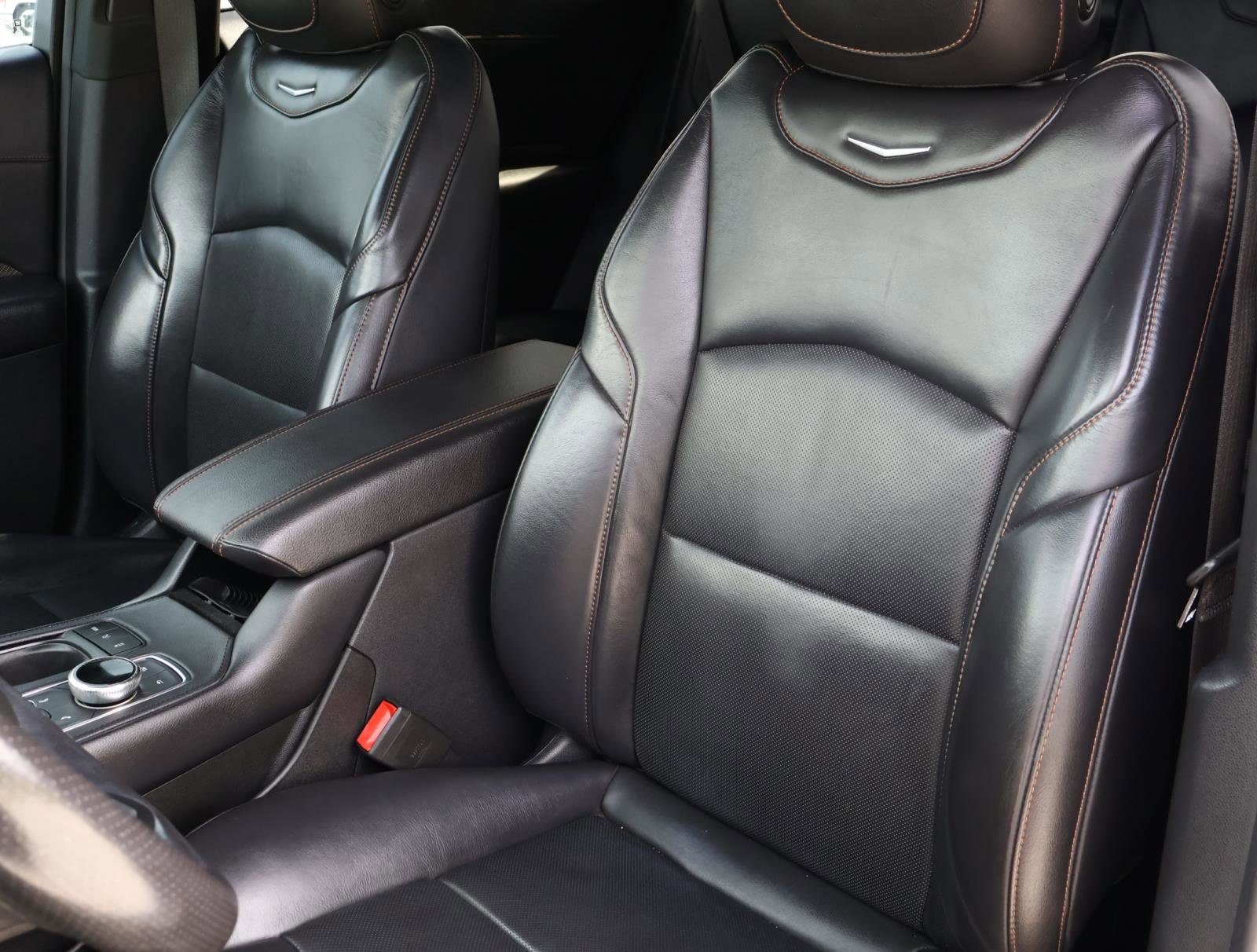2021 Cadillac XT4 Sport photo 17