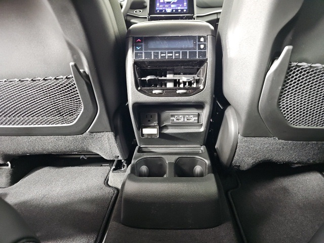 2025 Jeep Grand Cherokee Laredo Altitude photo 25