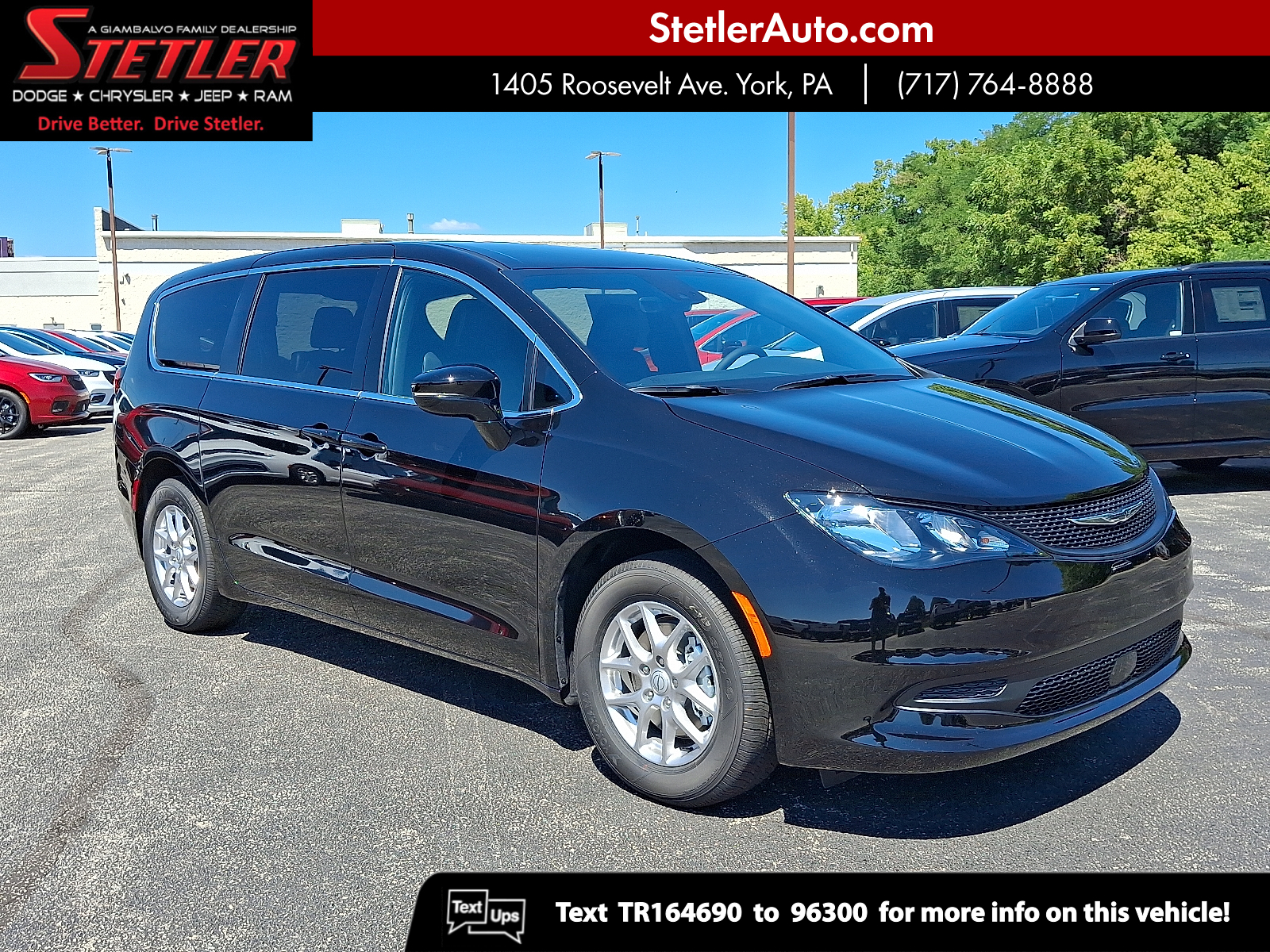2026 Chrysler Voyager LX's photo