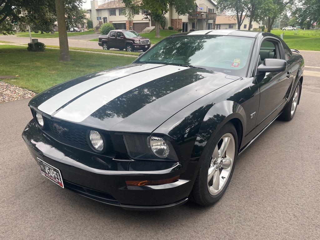 Used 2007 Ford Mustang GT Premium with VIN 1ZVHT82H375315025 for sale in White Bear Lake, Minnesota