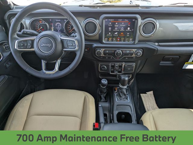 2023 Jeep Wrangler Sahara photo 21