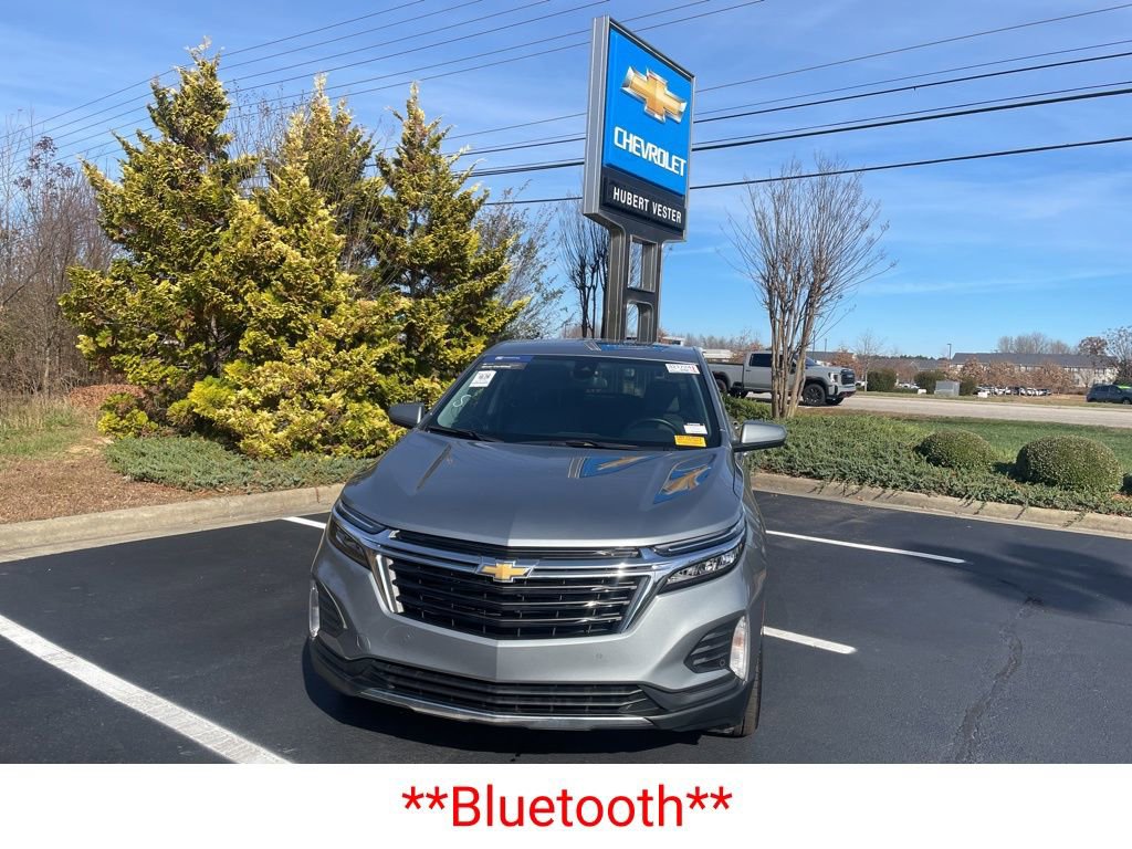 2024 Chevrolet Equinox LT photo 2