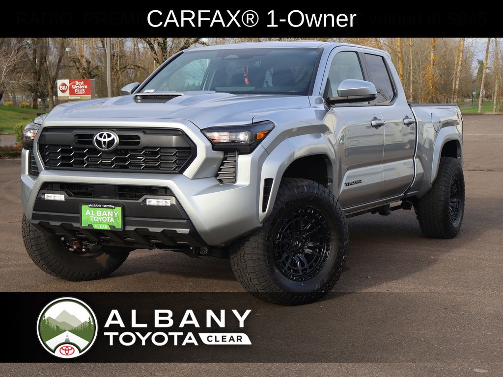 2025 Toyota Tacoma TRD Sport's photo