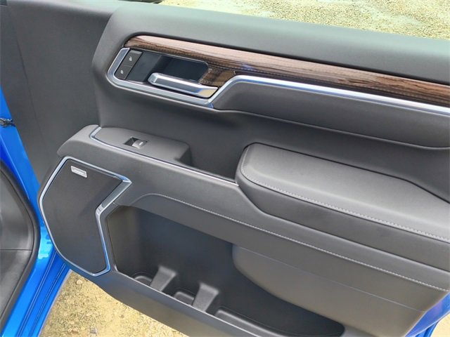 2026 Chevrolet Silverado 1500 RST photo 12