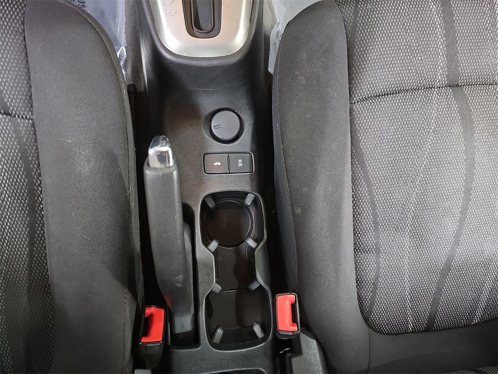 2014 Chevrolet Sonic LT photo 17