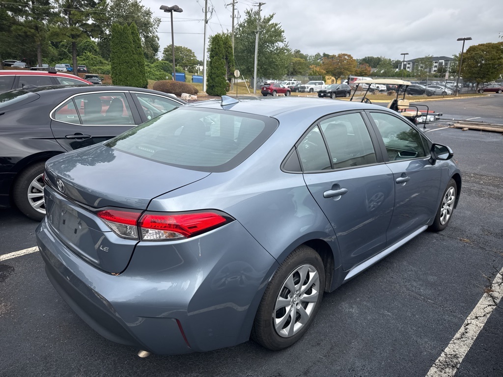 Used 2024 Toyota Corolla LE with VIN 5YFB4MDE9RP147737 for sale in Northfield, Minnesota
