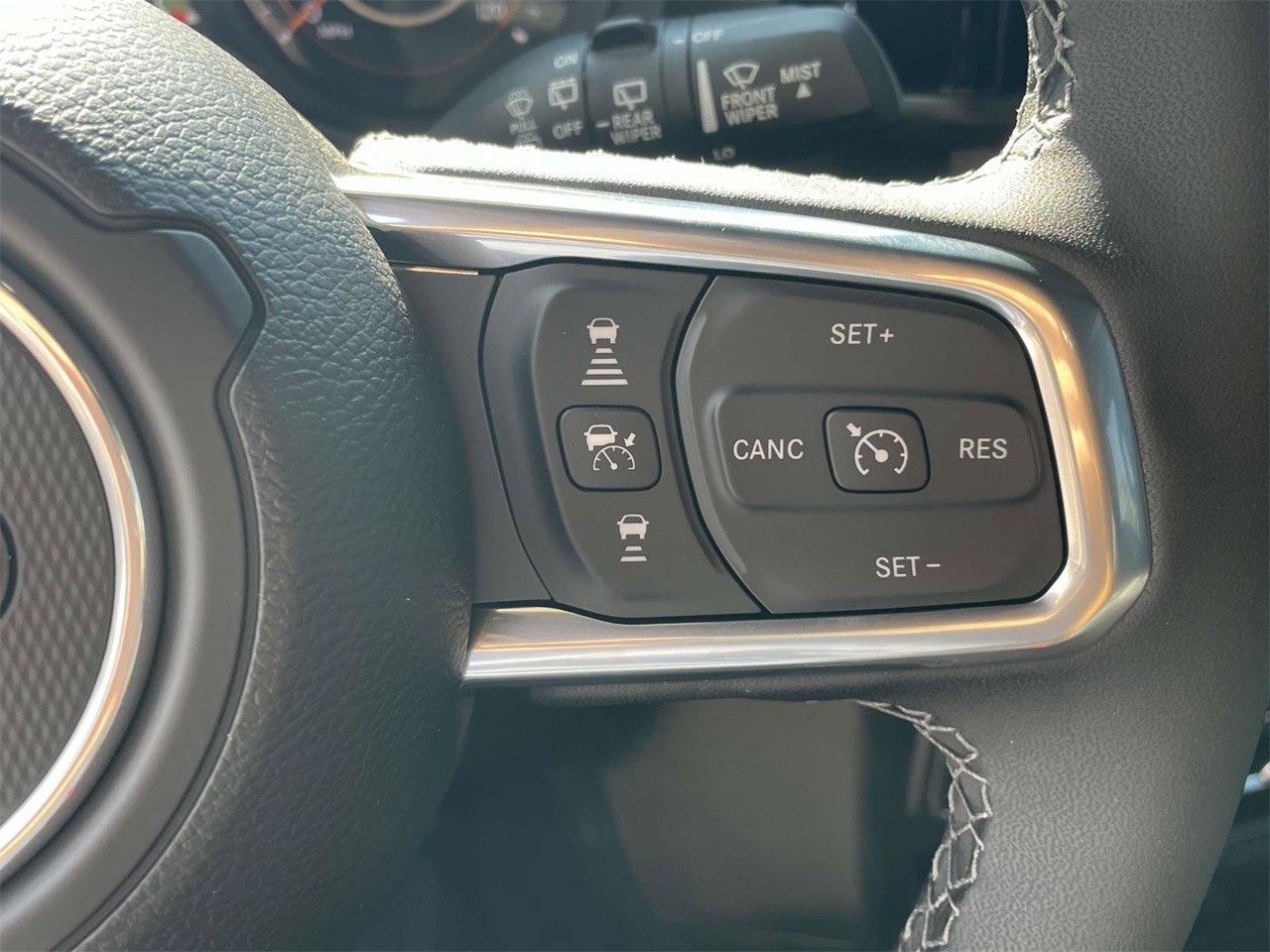 2025 Jeep Wrangler Sahara photo 12