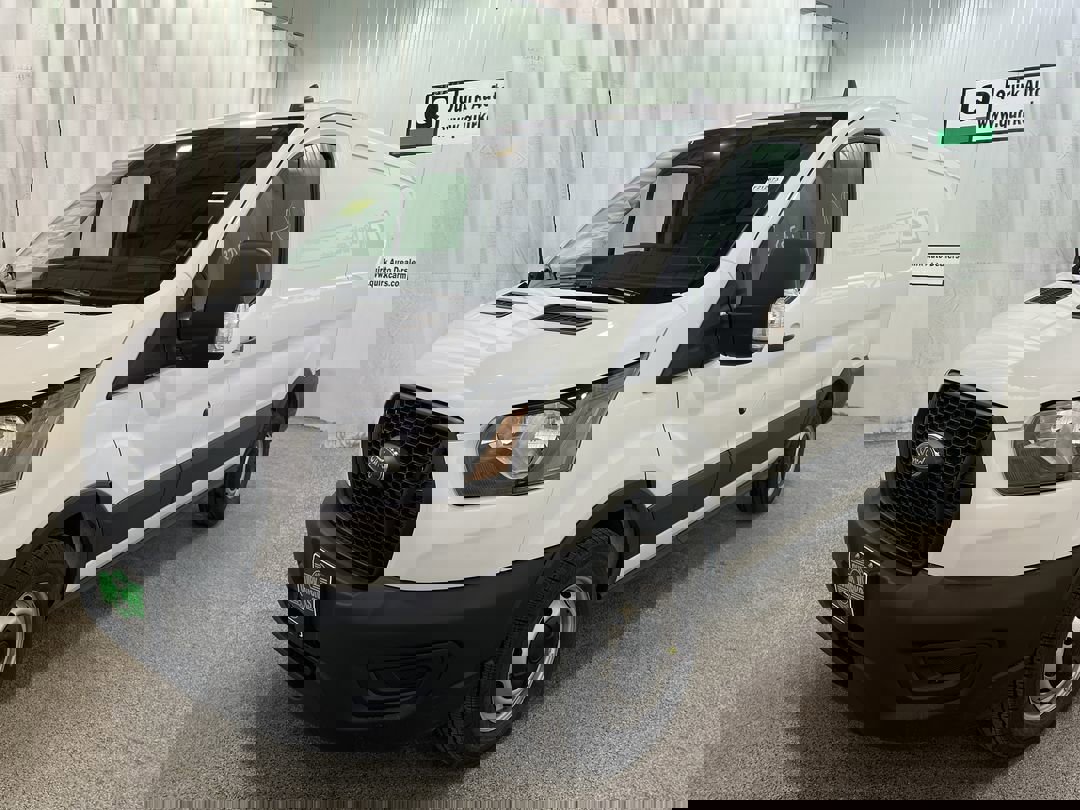 2025 Ford Transit Cargo Van photo 3