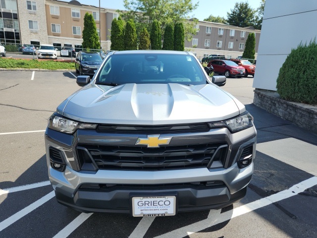 2023 Chevrolet Colorado LT photo 10
