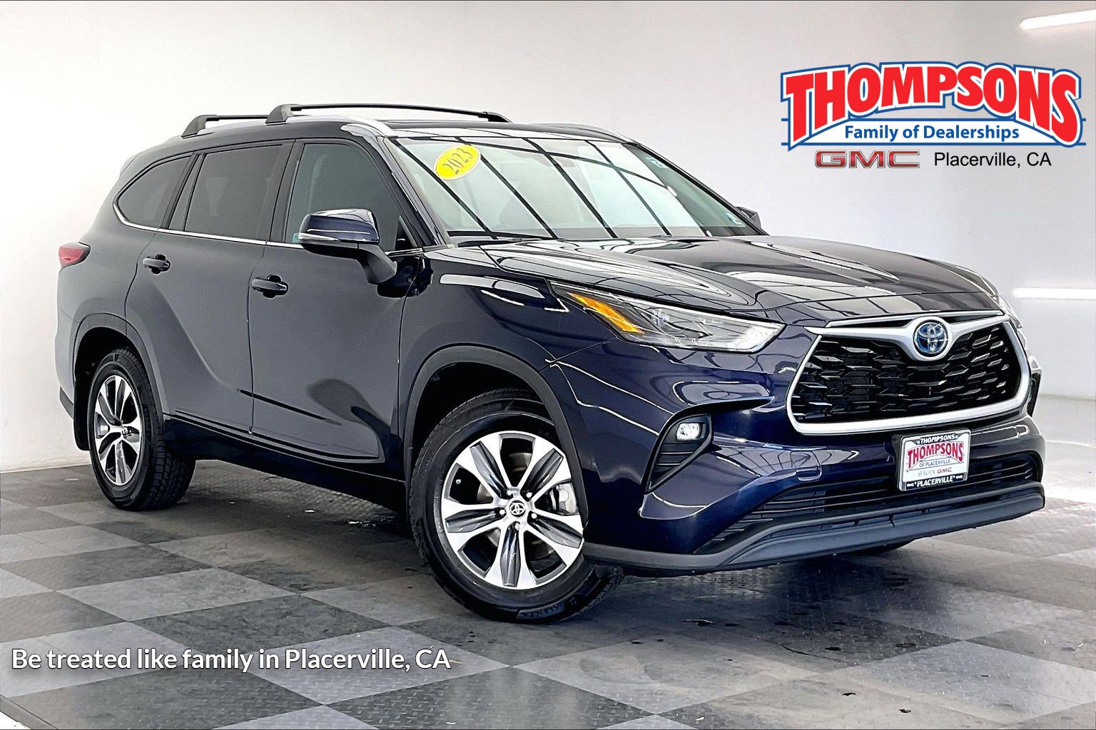 2023 Toyota Highlander XLE's photo
