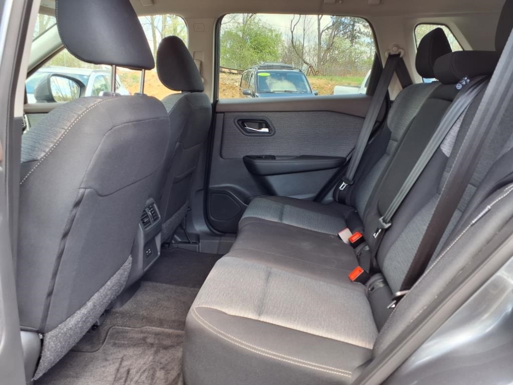 2023 Nissan Rogue SV AWD photo 6