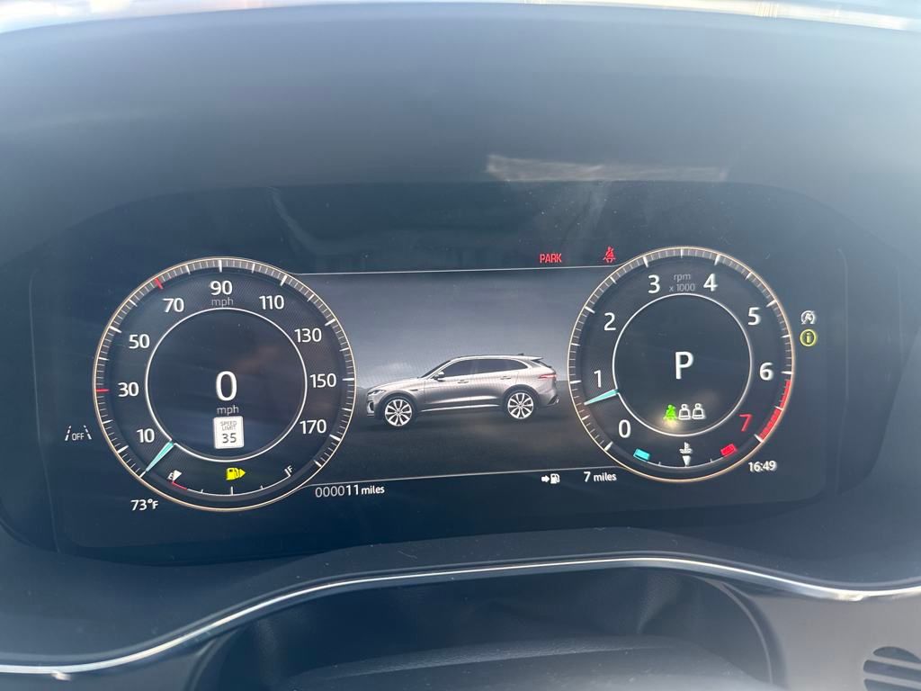 2026 Jaguar F-PACE P250 R-Dynamic S photo 18