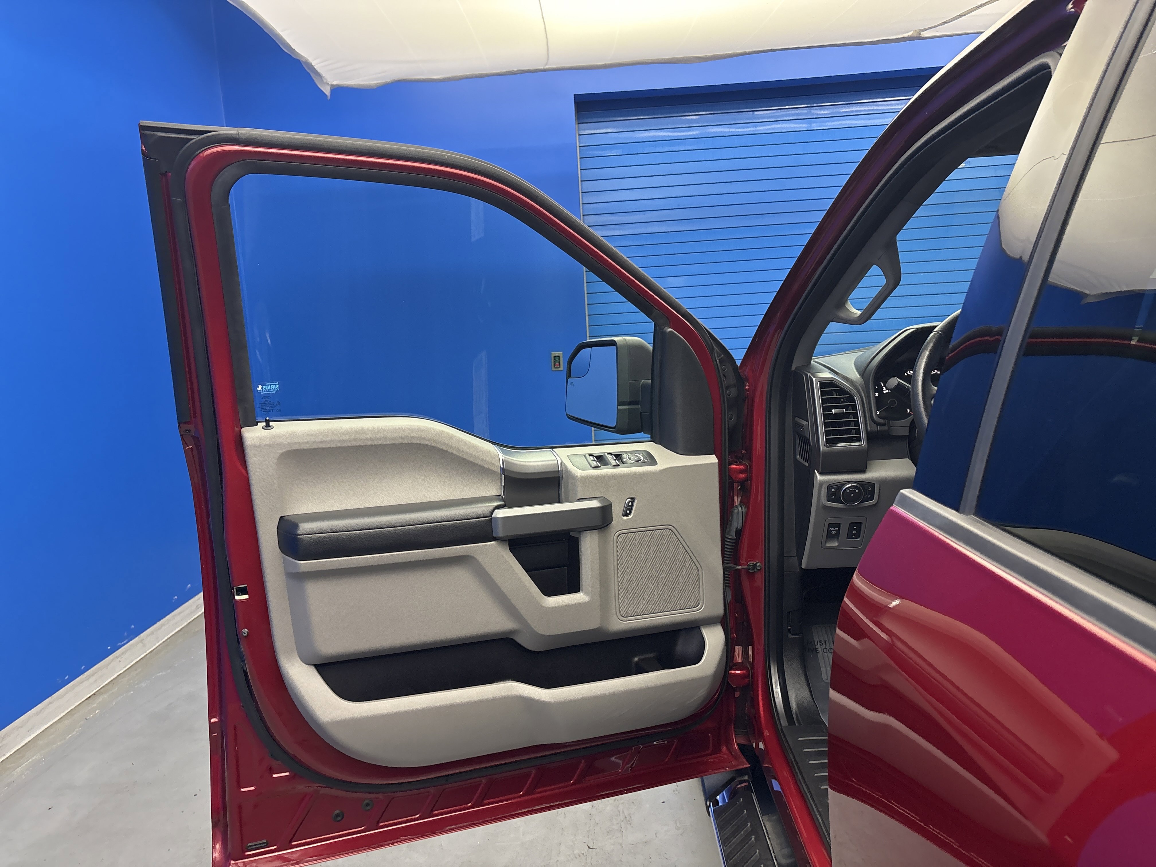 2018 Ford F-150 XLT photo 3