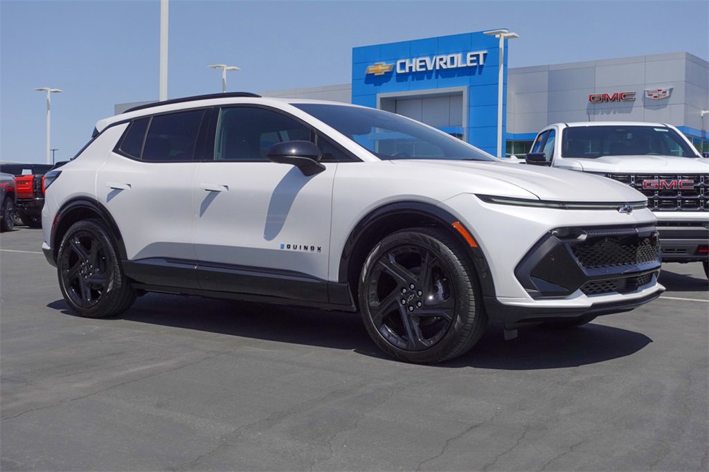 2025 Chevrolet Equinox EV 3RS photo 4