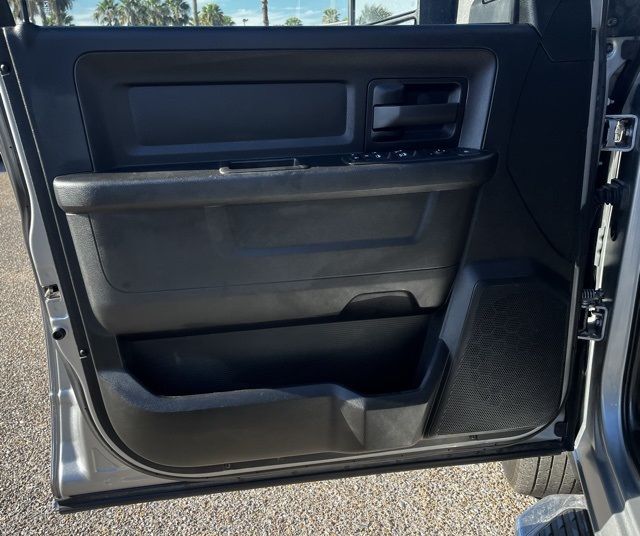 2023 Ram 3500 Tradesman photo 12