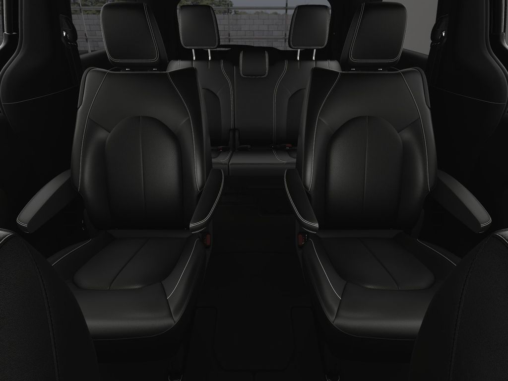 2025 Chrysler Pacifica photo 19