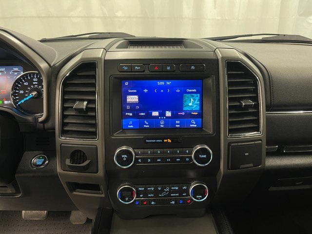 2020 Ford Expedition XLT photo 12