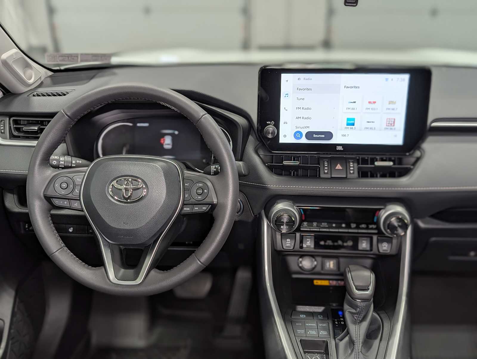 2025 Toyota RAV4 XLE Premium photo 3