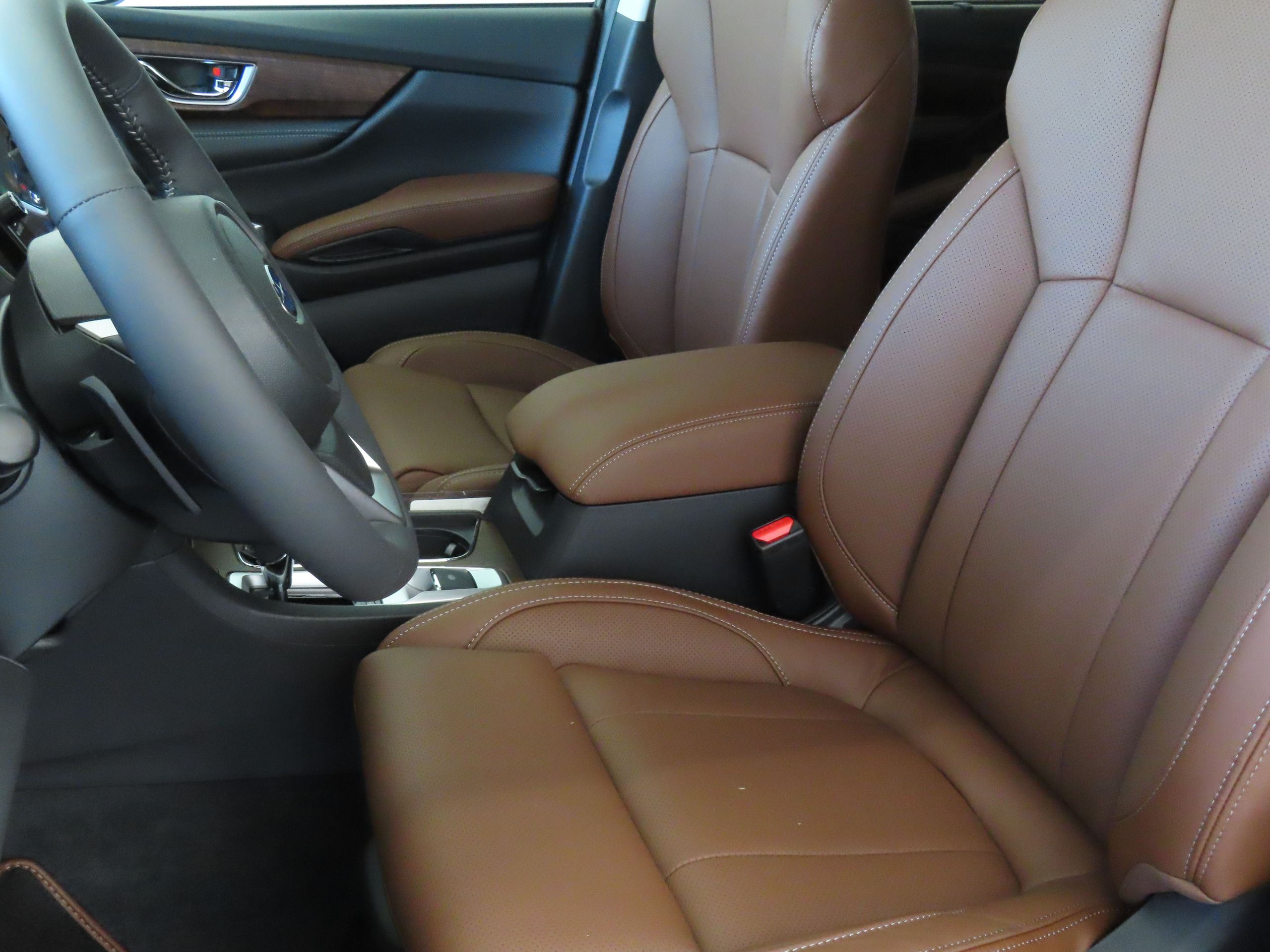 2025 Subaru Ascent Touring photo 10