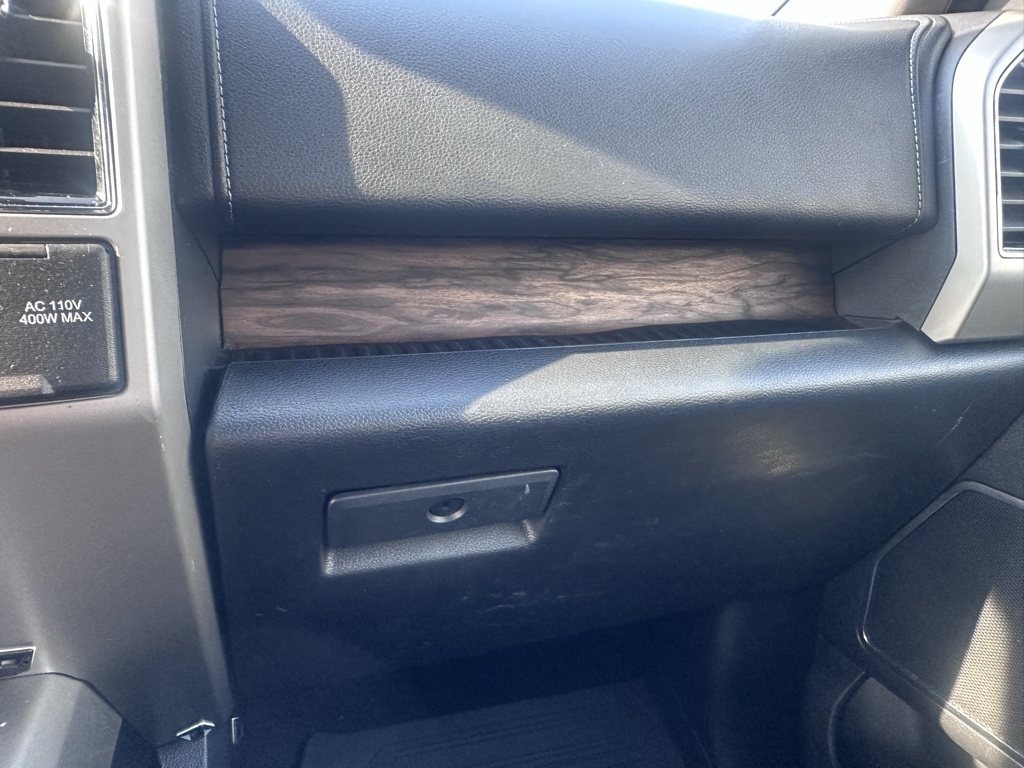 2020 Ford F-150 Lariat photo 24