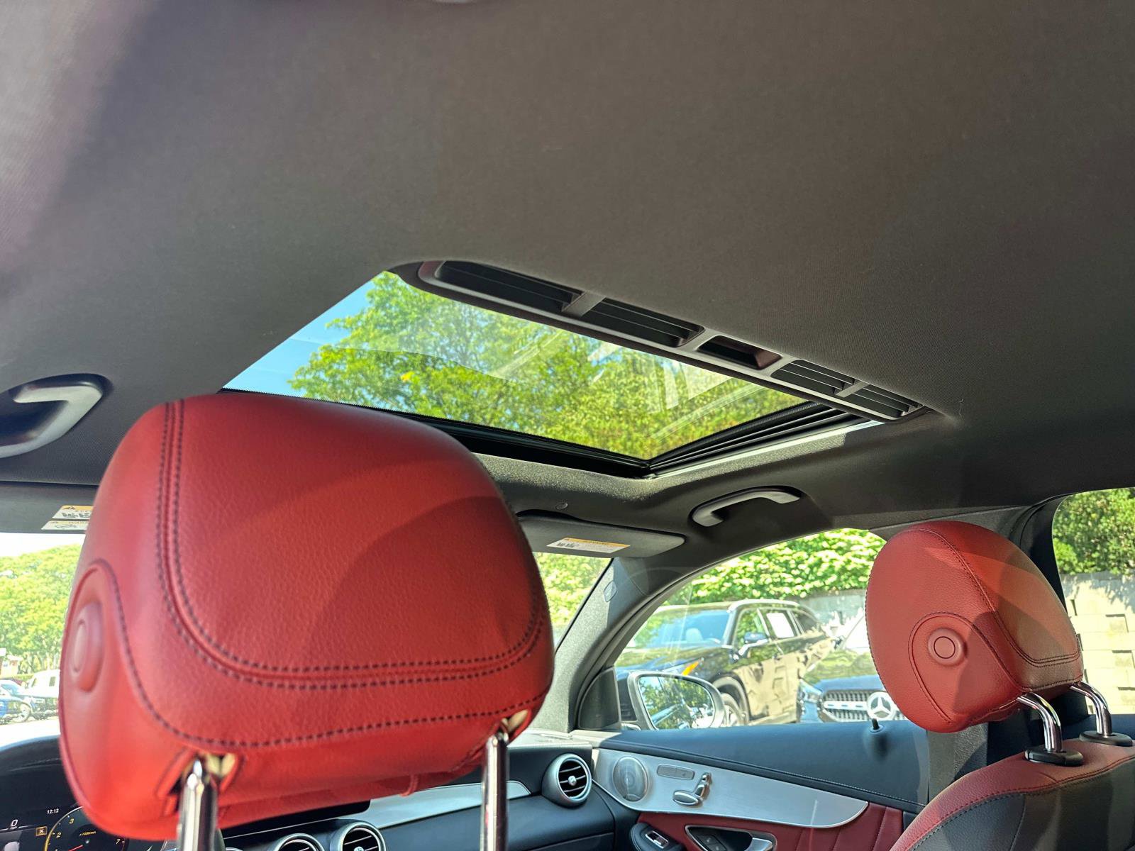 2023 Mercedes Benz GLC 300 4MATIC photo 12