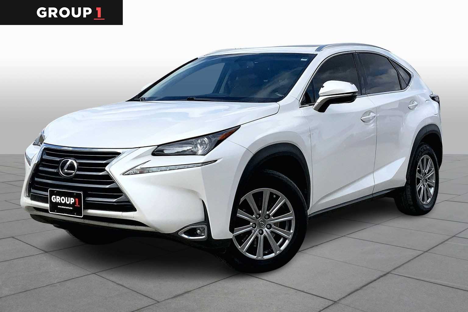 2017 Lexus NX 200t's photo