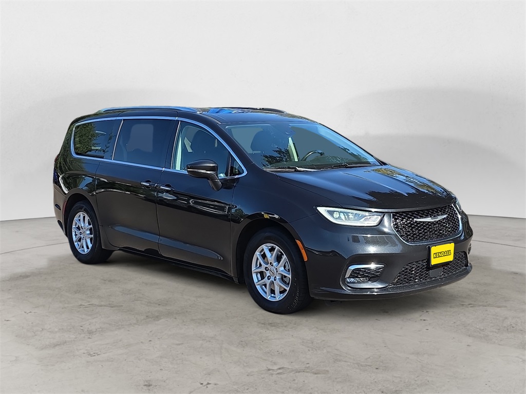 2021 Chrysler Pacifica Touring L photo 7