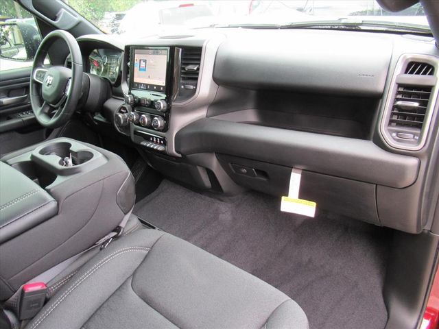 2025 Ram 1500 Tradesman photo 11