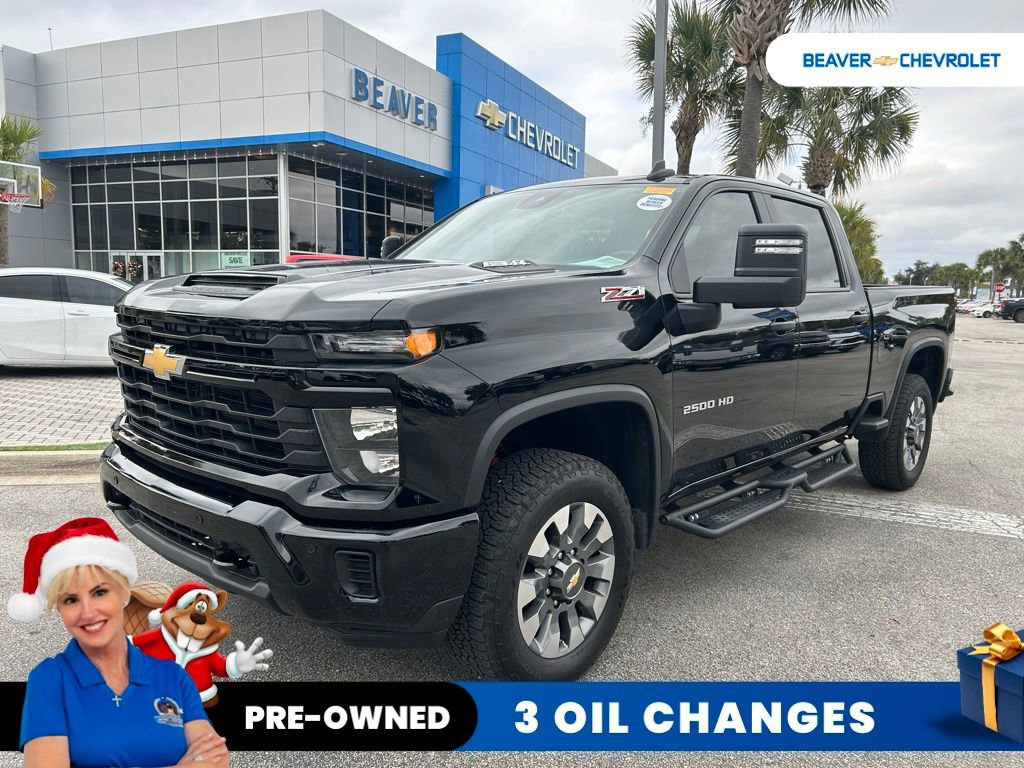 2025 Chevrolet Silverado 2500HD Custom's photo