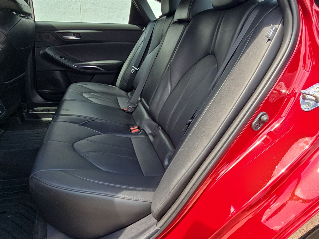 2021 Toyota Avalon XLE photo 24