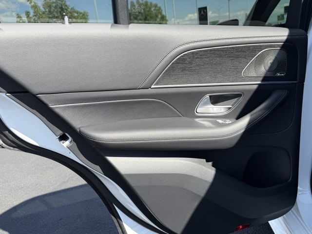 2026 Mercedes Benz GLE 450 4MATIC photo 21