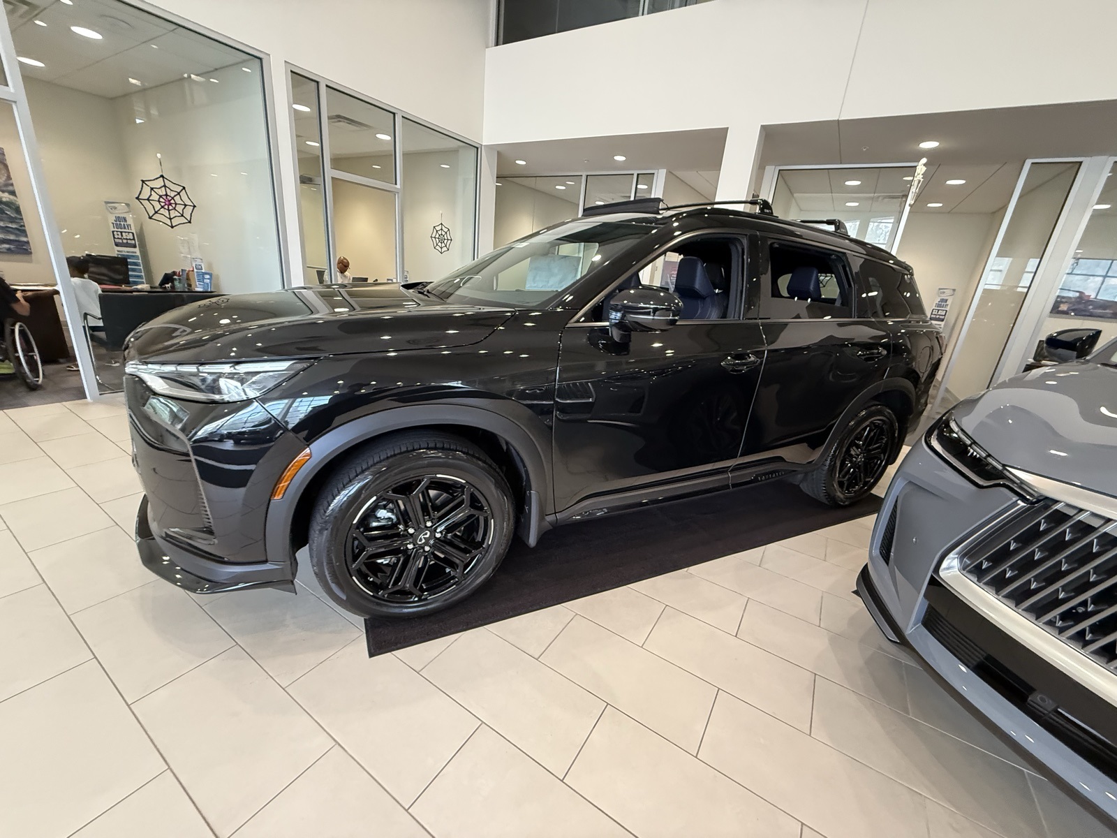 2026 Infiniti QX60 Luxe photo 3