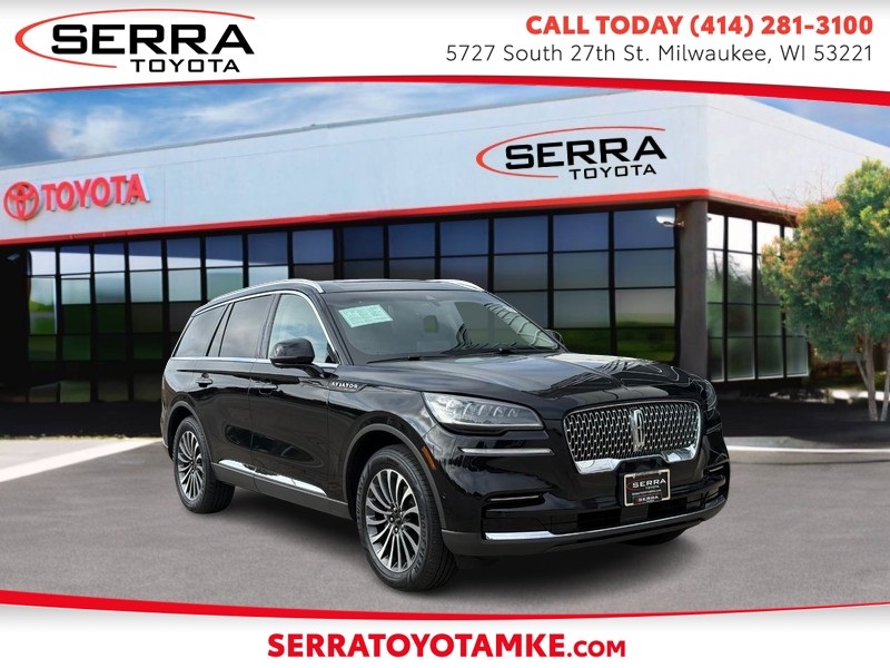 2022 Lincoln Aviator Reserve's photo