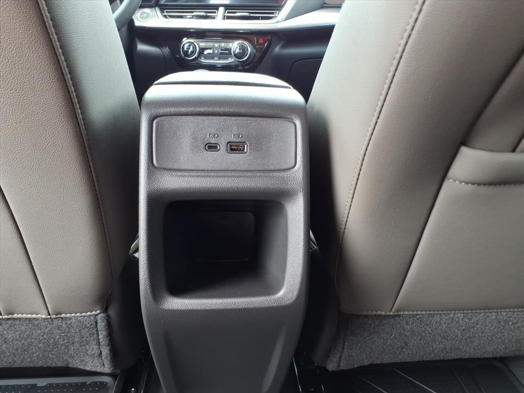 2026 Chevrolet Trax ACTIV photo 9