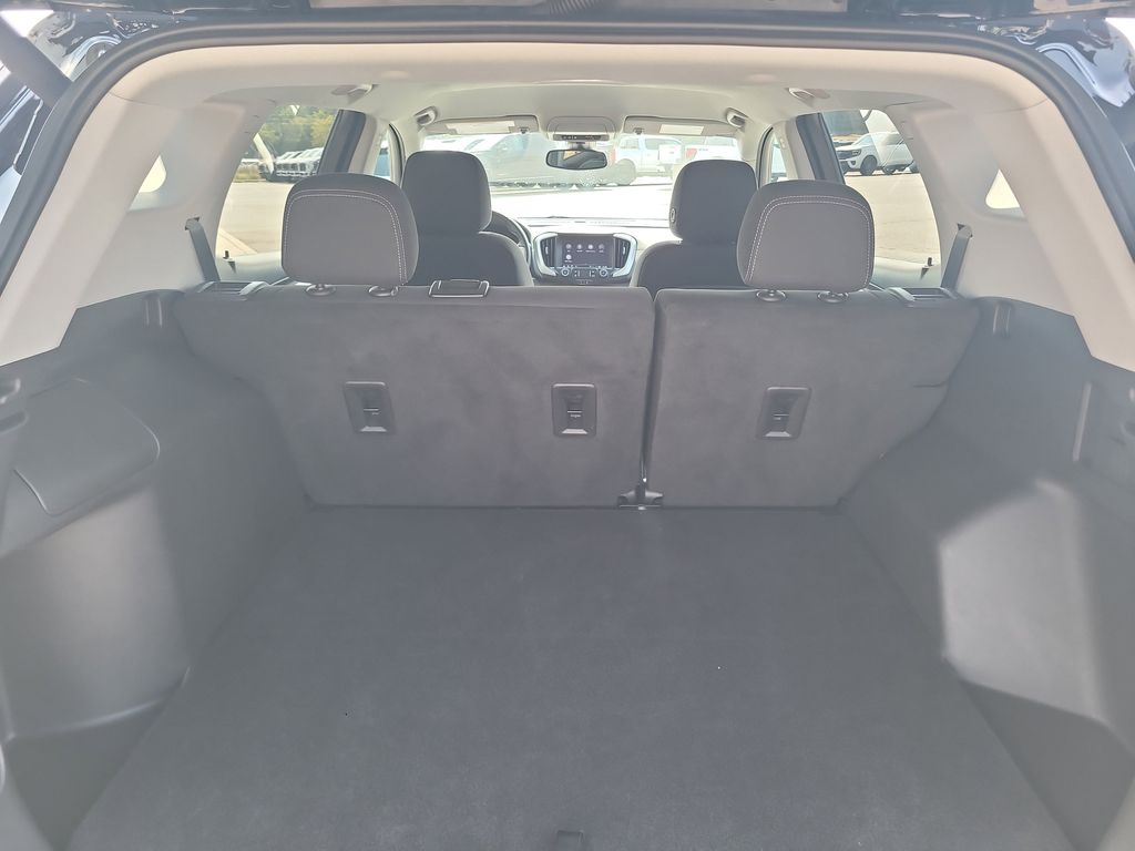 2023 Gmc Terrain SLE photo 25