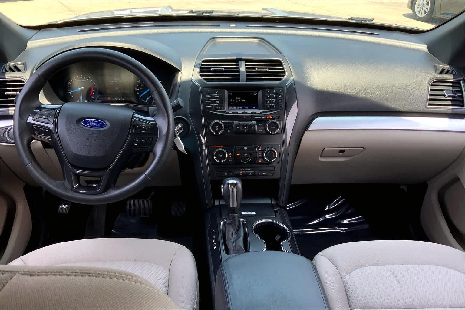 2019 Ford Explorer Base photo 12