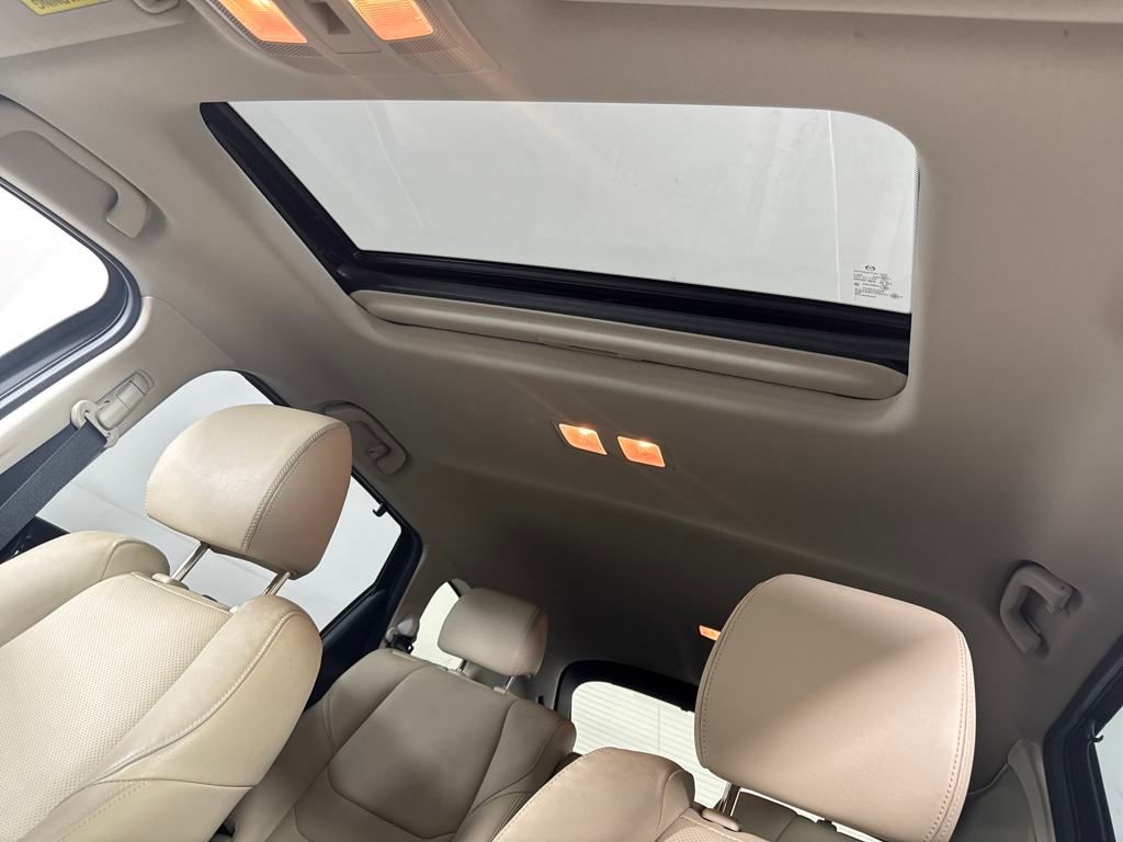 2020 Mazda CX-9 Touring photo 16