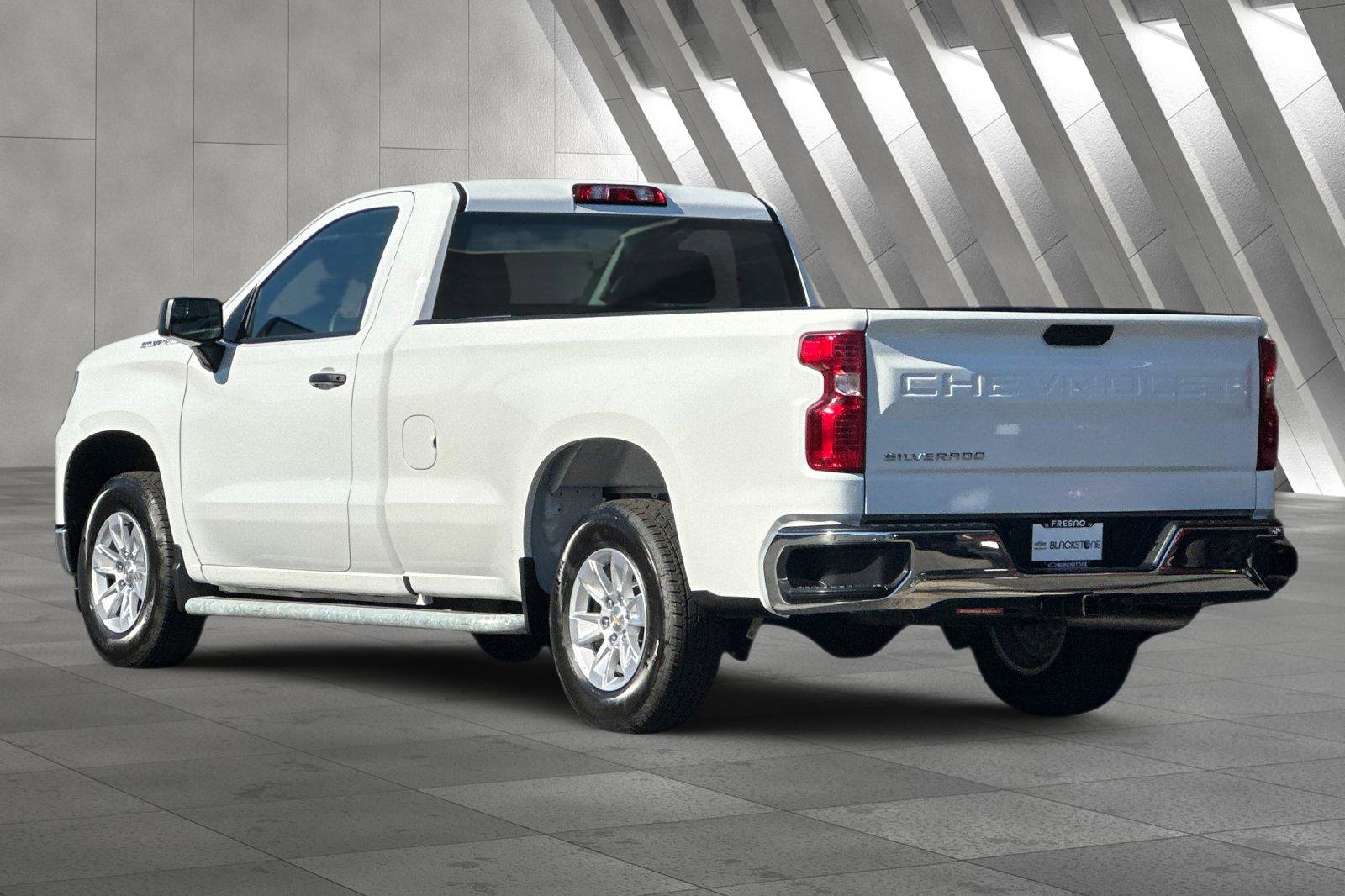 2024 Chevrolet Silverado 1500 photo 5